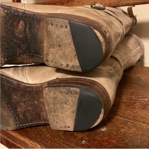 FRYE Dorado Tall Knee High Leather Riding boots Cream Tan Buckle Distressed - Picture 14 of 16